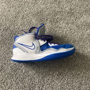 Kyrie basketball shoes